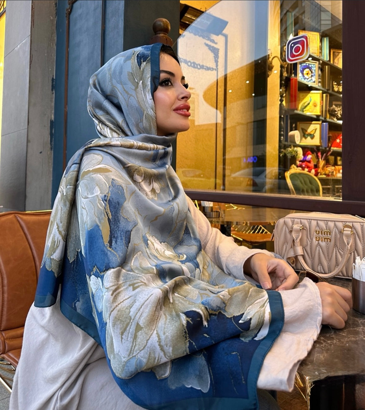 Hamlette  Satin Stole