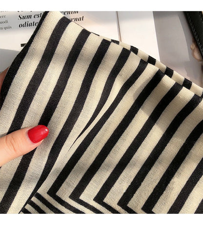 Niket Opulent Viscose Cotton Scarf for Women - Soft All-Season Stole