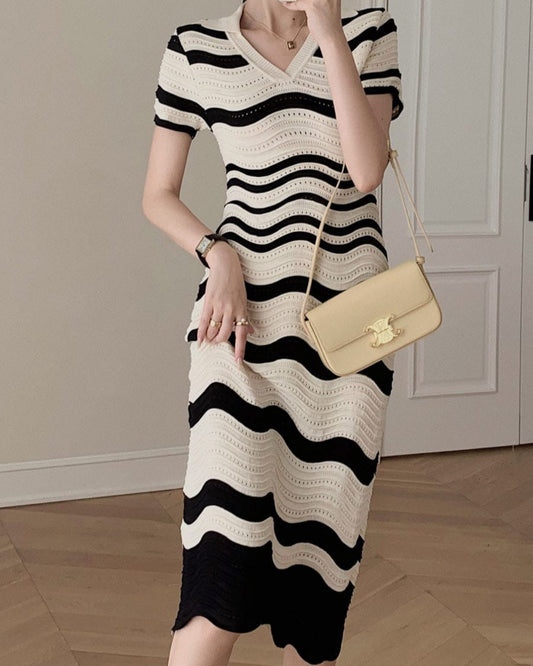 Jeff Elegant Wave Pattern Midi Dress