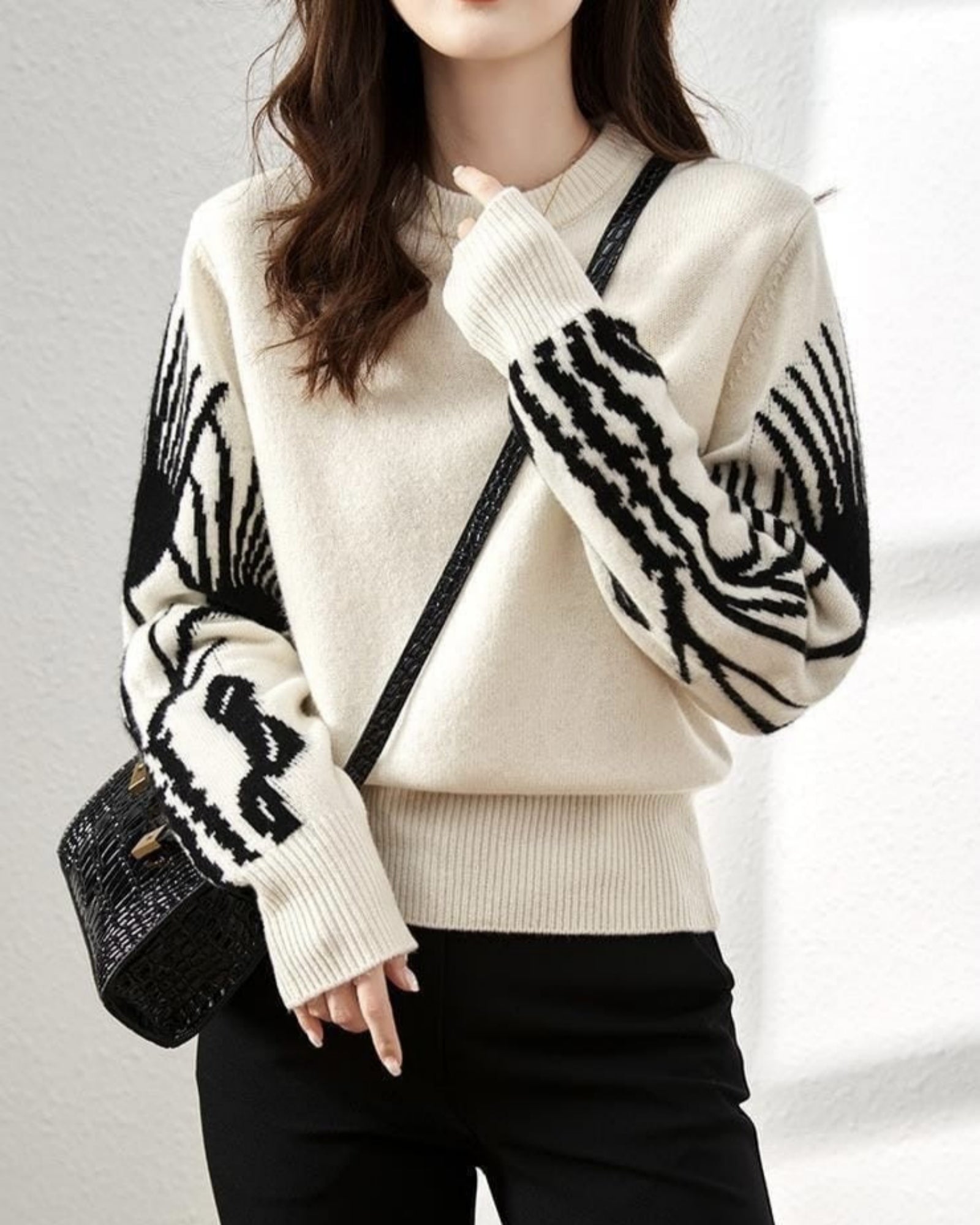Abstract Jacquard Sleeve Knit Pullover