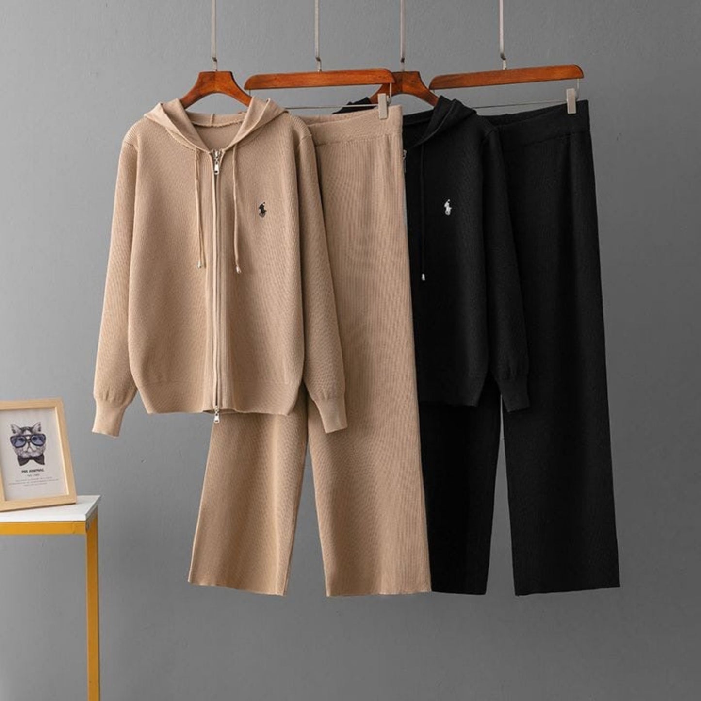 Chic Ribbed Knit Hooded Leisure Suit