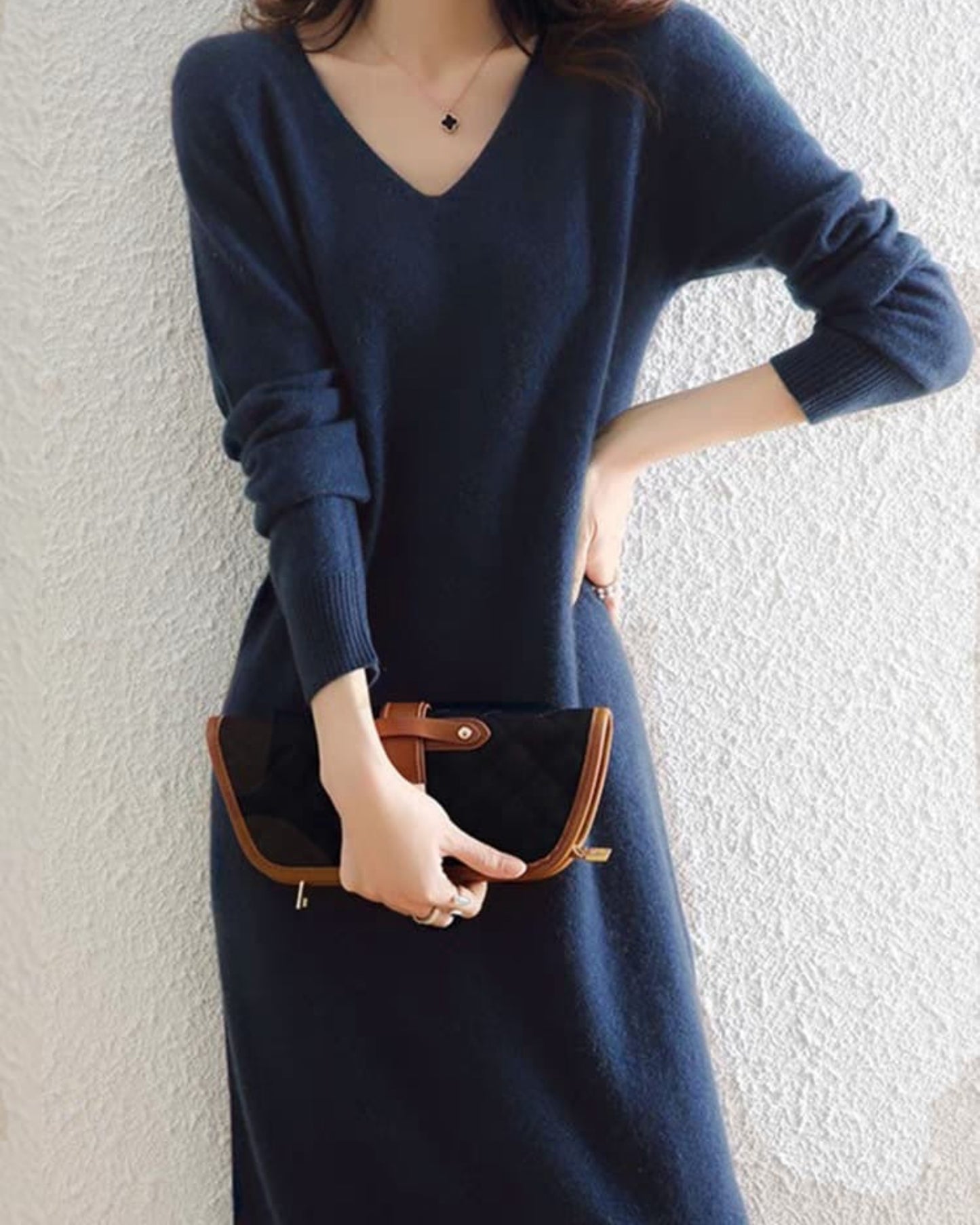 Elegant Long Sleeve V-Neck Ribbed Hem Winter Knit Dress