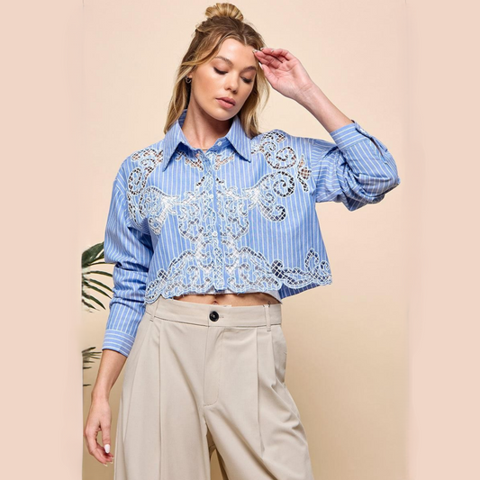 Flantis Striped Lacework Crop Shirt