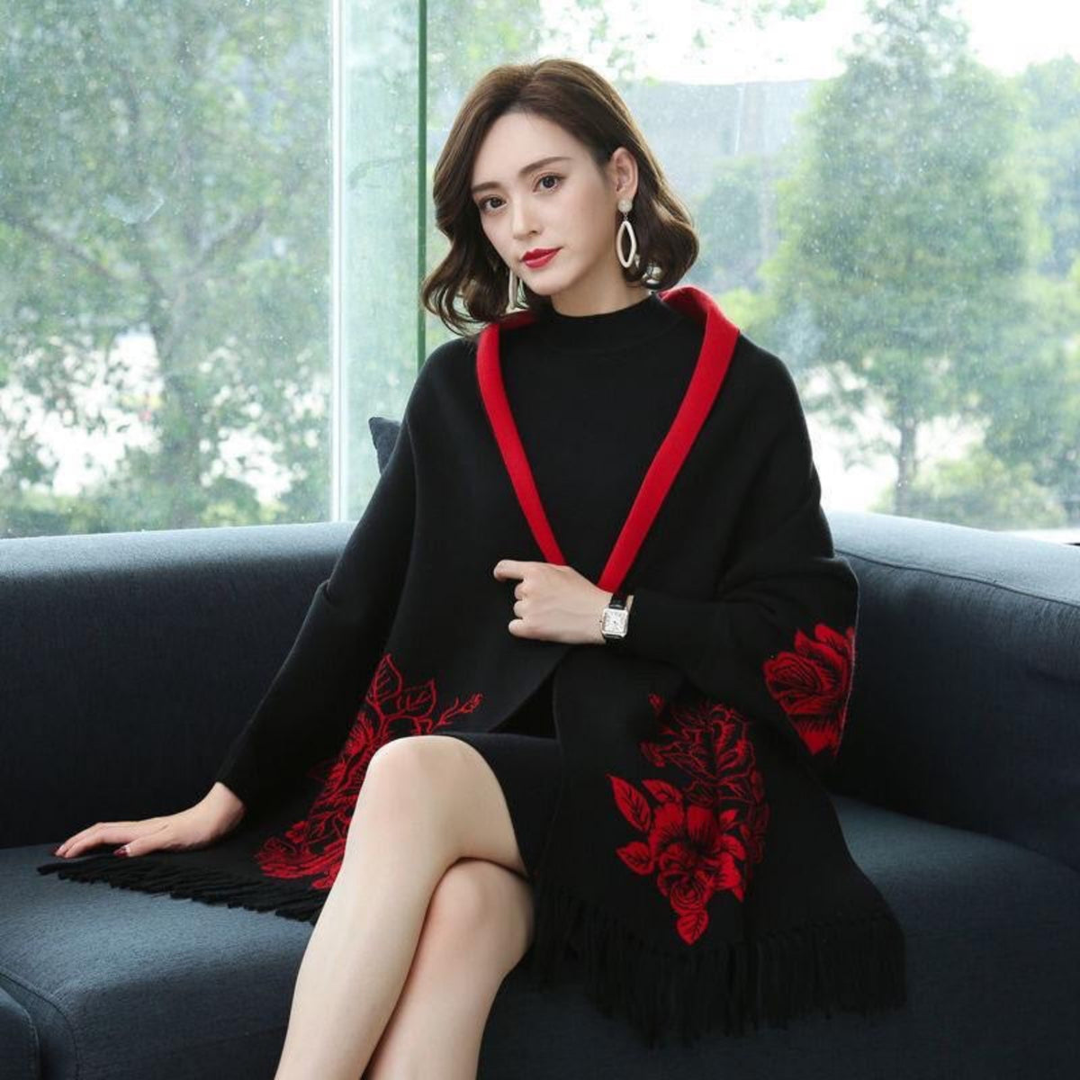 Heritage Bloom Dual-Tone Embroidered Wrap
