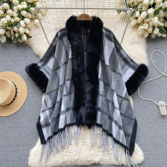 Cayman Premium Winter Capes With Fur Detailing