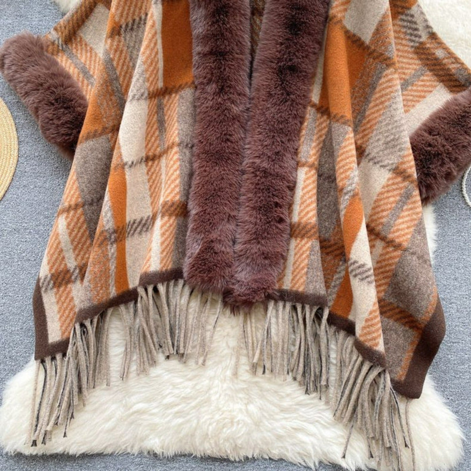 Cayman Premium Winter Capes With Fur Detailing