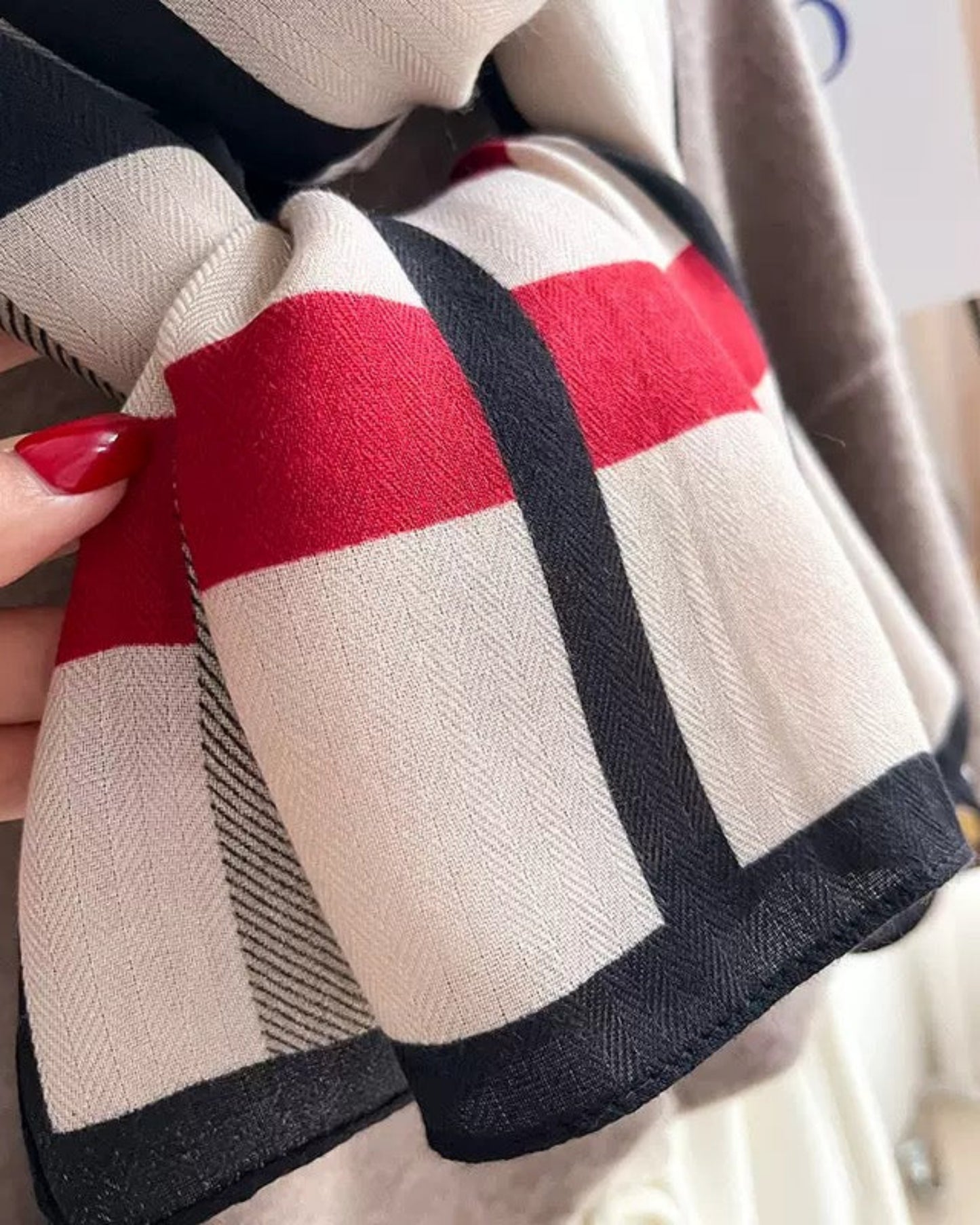 Breathable cotton stole for Indian weather